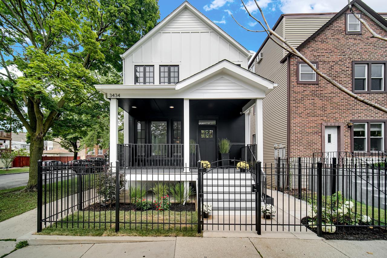 3434 W Palmer St., Chicago, IL 60647