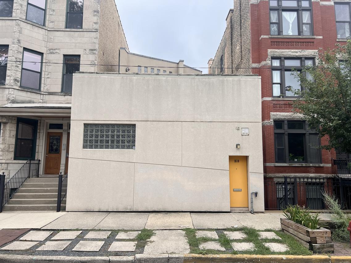 1630 N Winchester Ave., Chicago, IL 60622