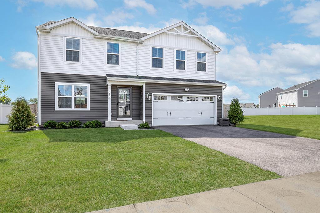 412 Biscayne Ln., Yorkville, IL 60560