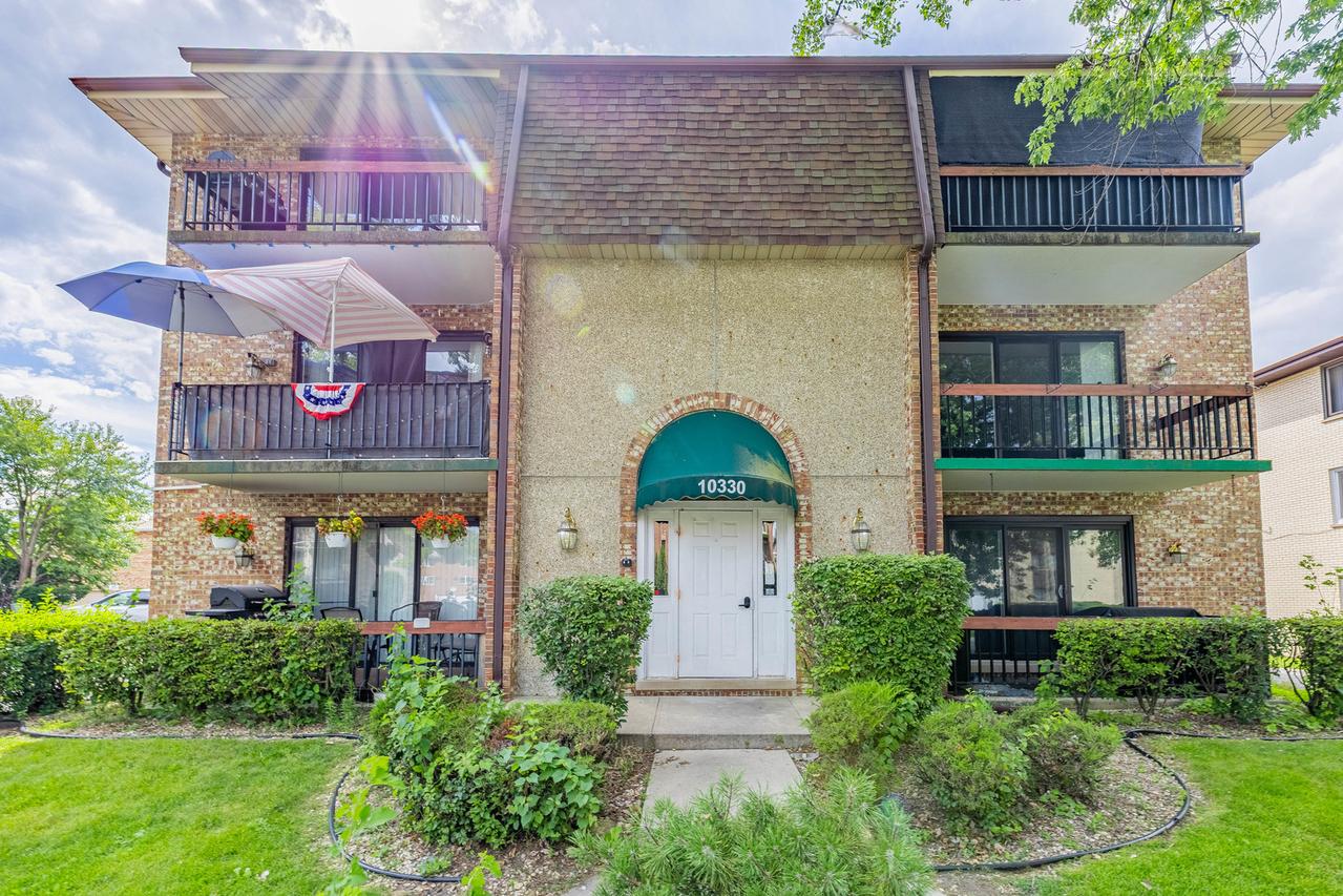 10330 Mayfield Ave. #2N, Oak Lawn, IL 60453