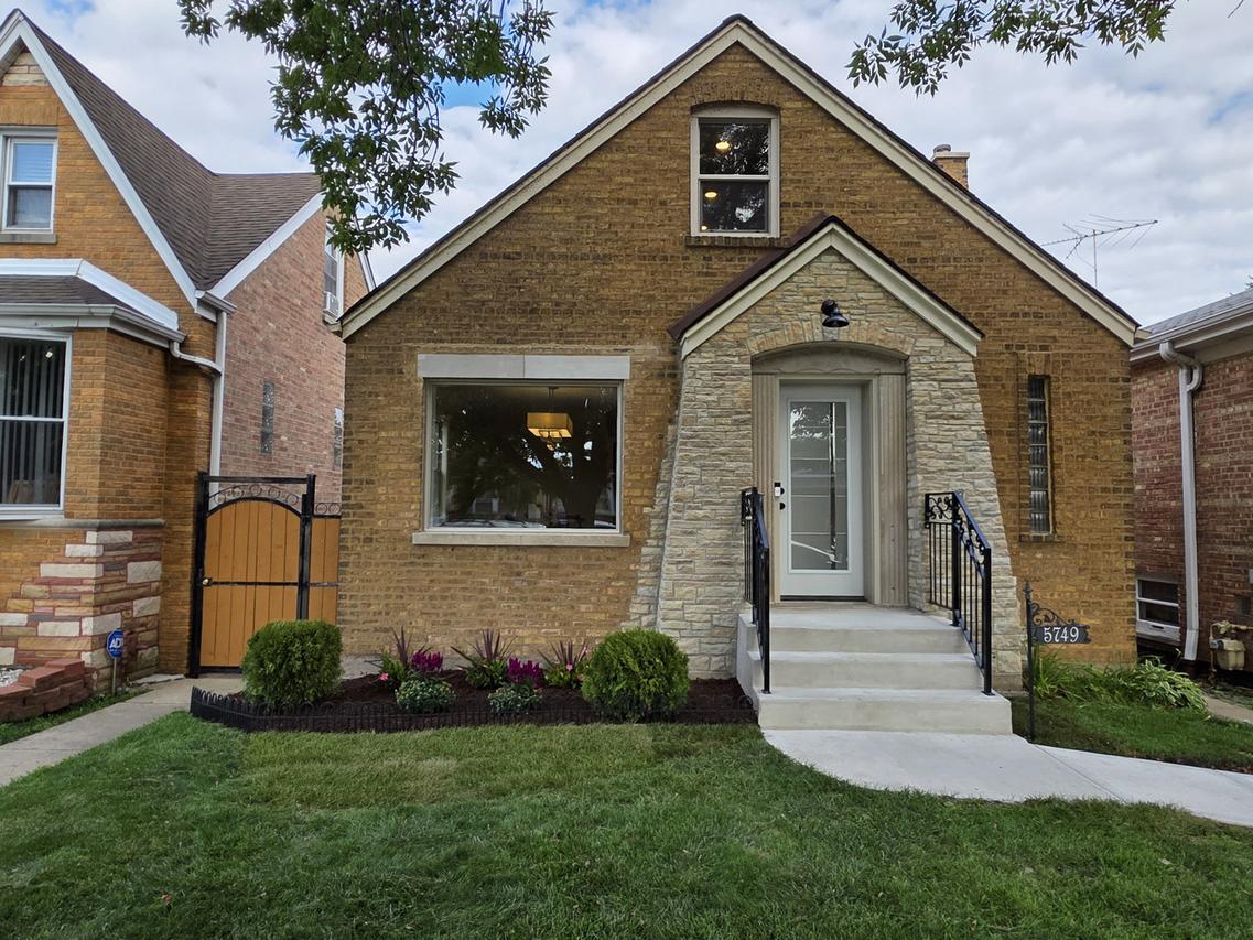 5749 S Kenneth Ave., Chicago, IL 60629