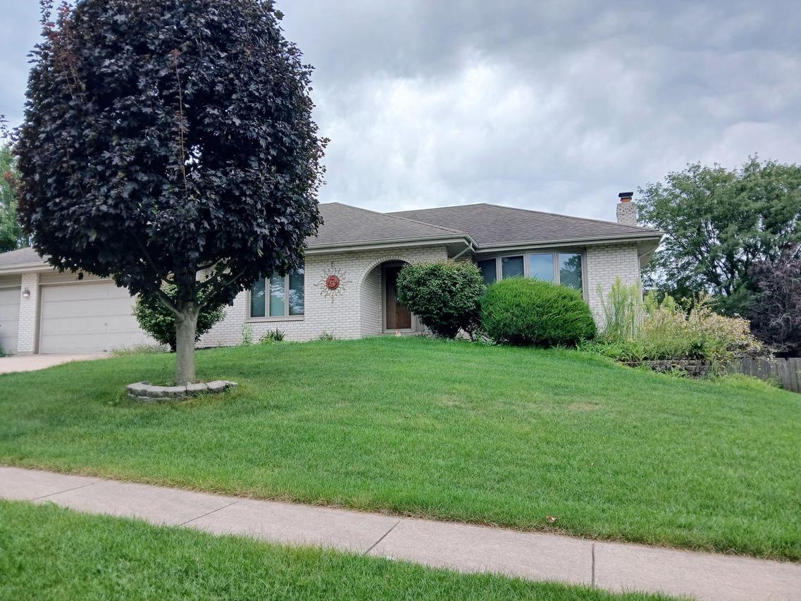 13017 W Hiawatha Dr., Homer Glen, IL 60491