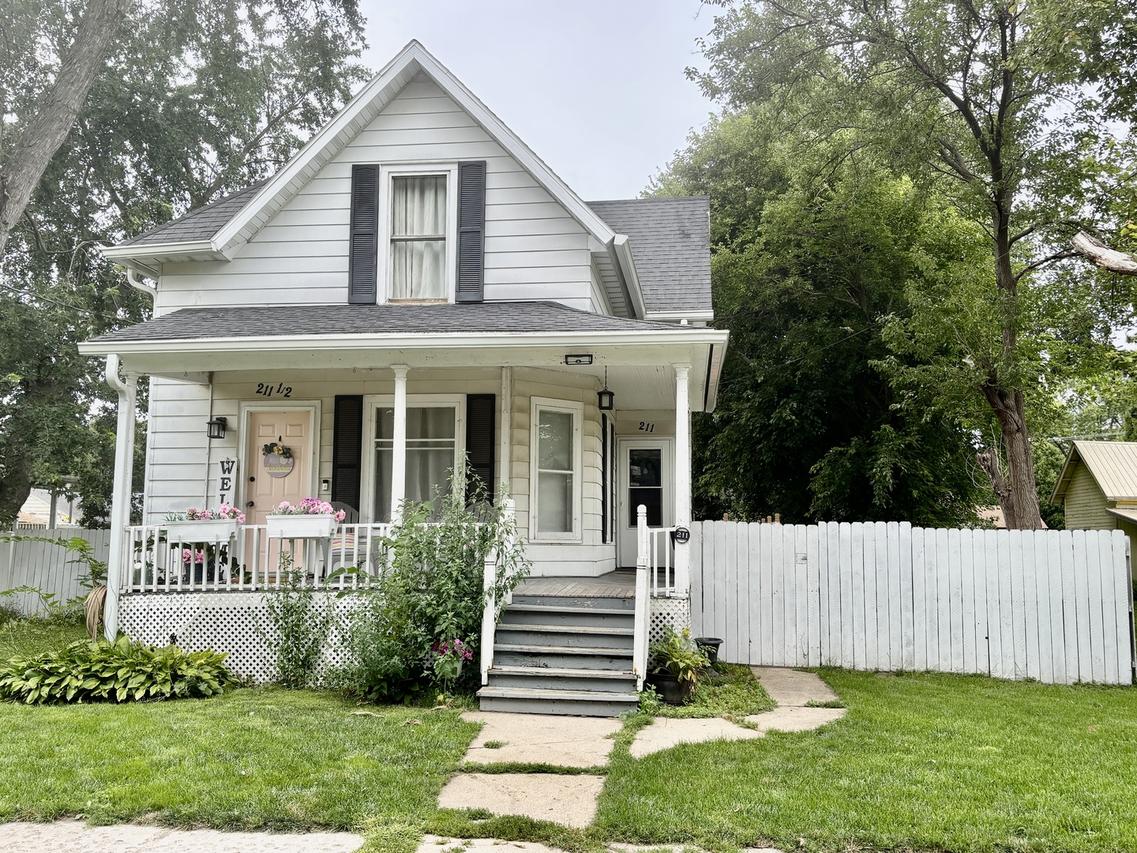211 W Marshall St., Belvidere, IL 61008