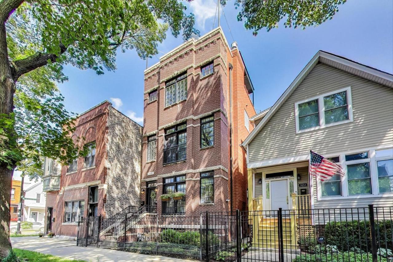 3555 N Marshfield Ave. #1, Chicago, IL 60657