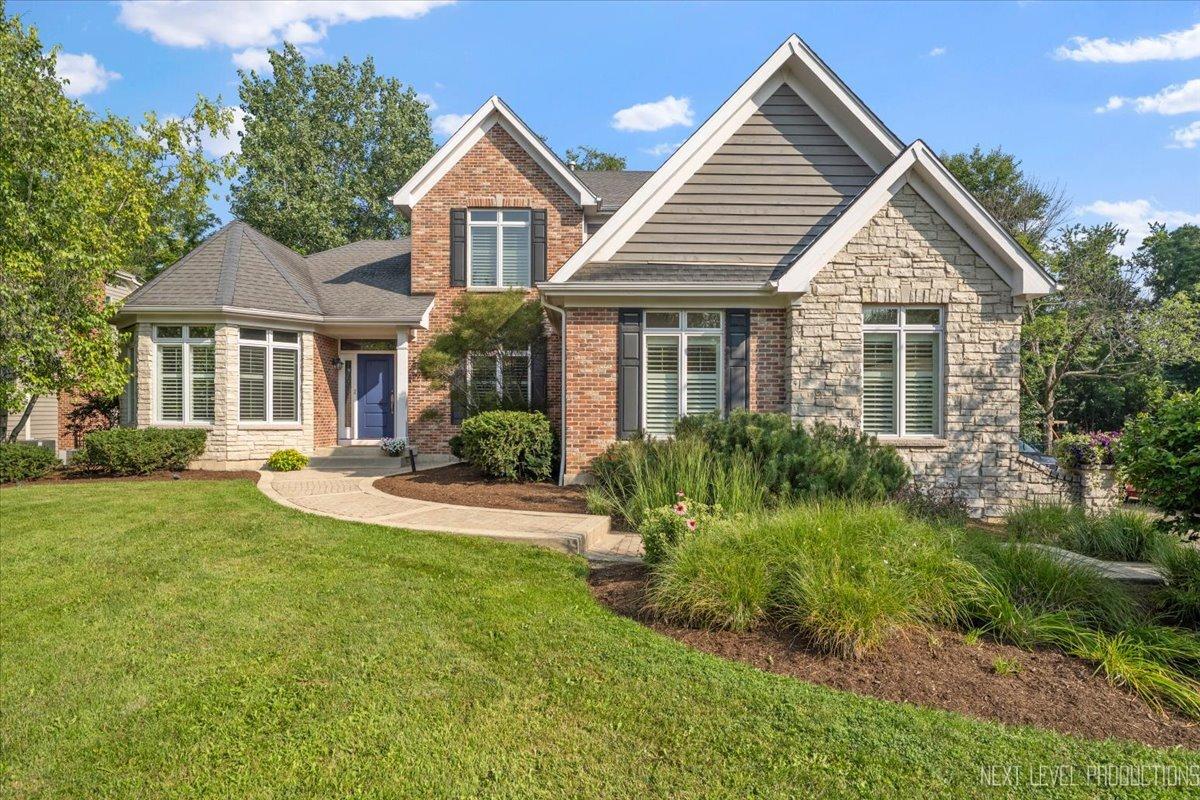 821 Plamondon Rd., Wheaton, IL 60189