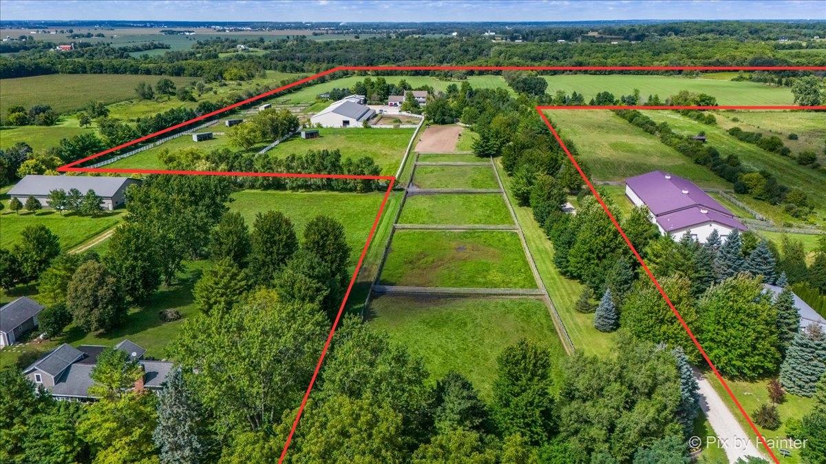 19602 Hebron Rd., Harvard, IL 60033