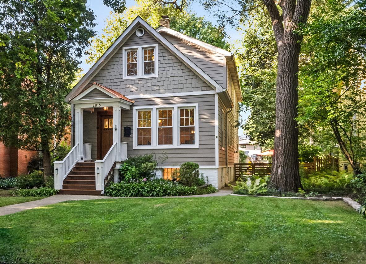 2015 Colfax St., Evanston, IL 60201