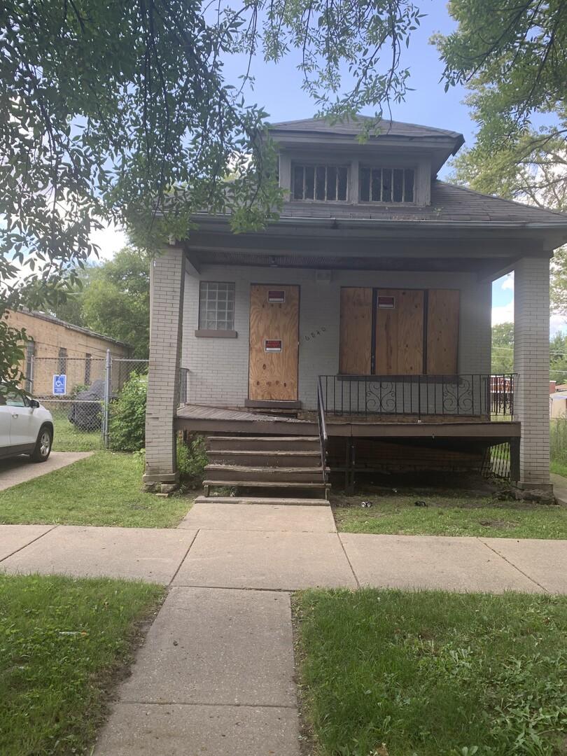 6840 S Indiana Ave., Chicago, IL 60637