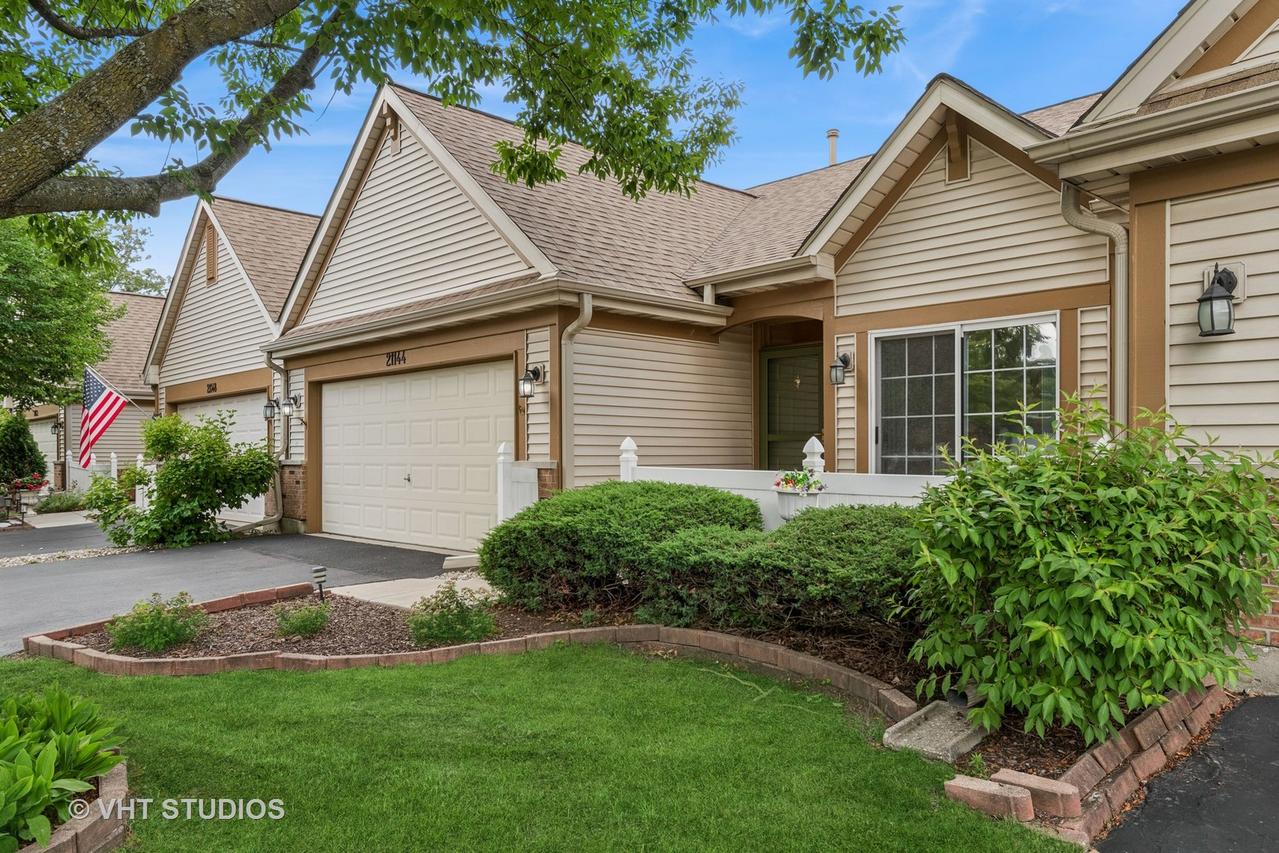 21144 W Buckeye Ct., Plainfield, IL 60544