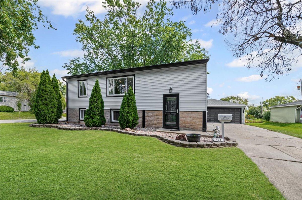 14641 Birch St., Orland Park, IL 60462