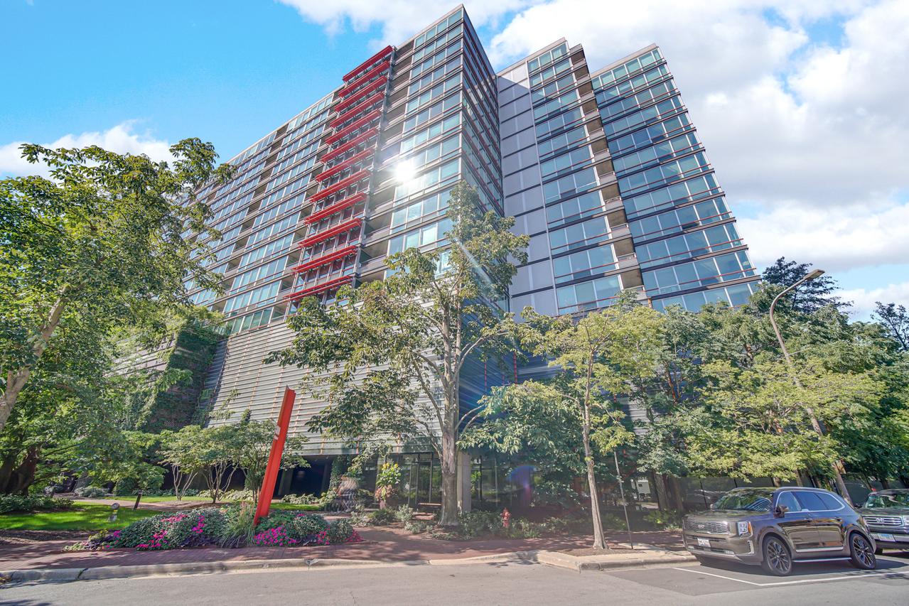 800 Elgin Rd. #1210, Evanston, IL 60201