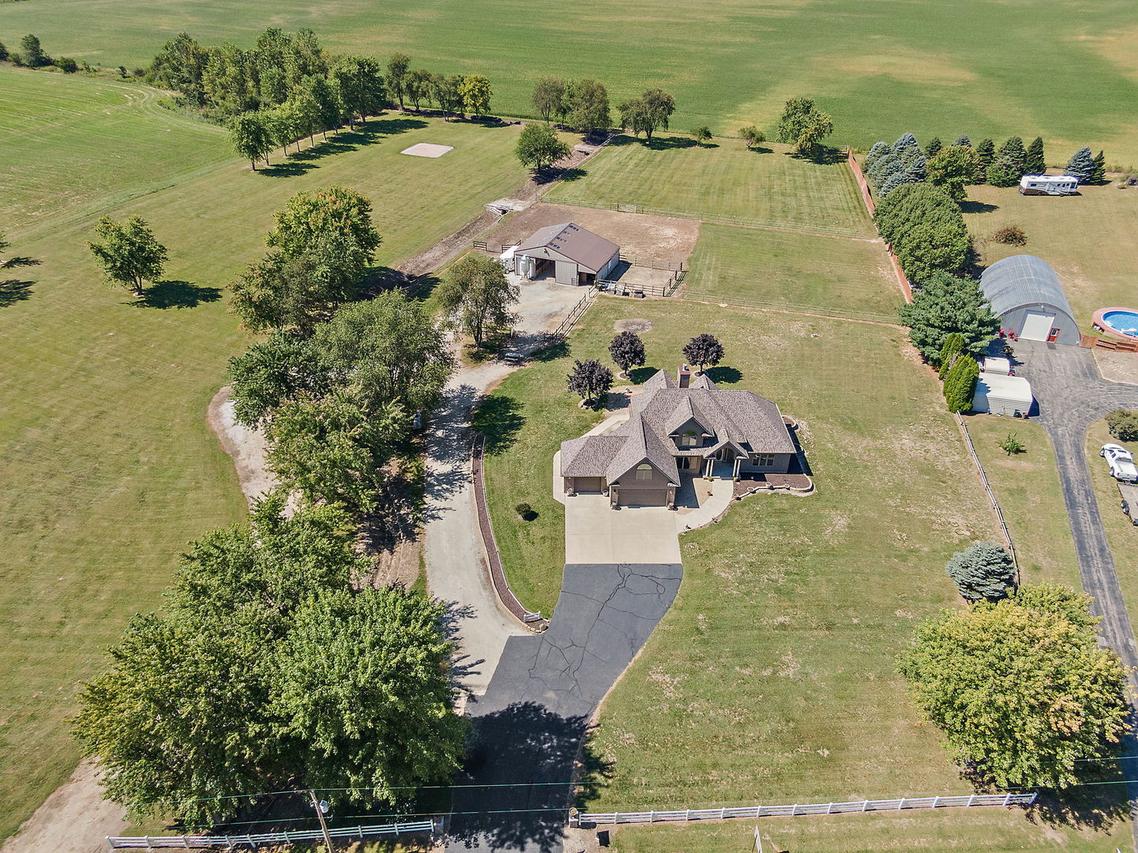 17707 Il-113, Custer Park, IL 60481