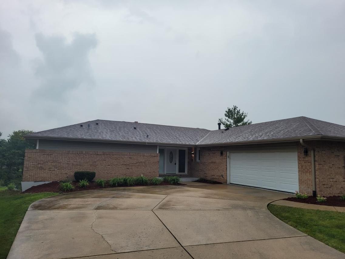 9836 Circle Pkwy., Palos Park, IL 60464