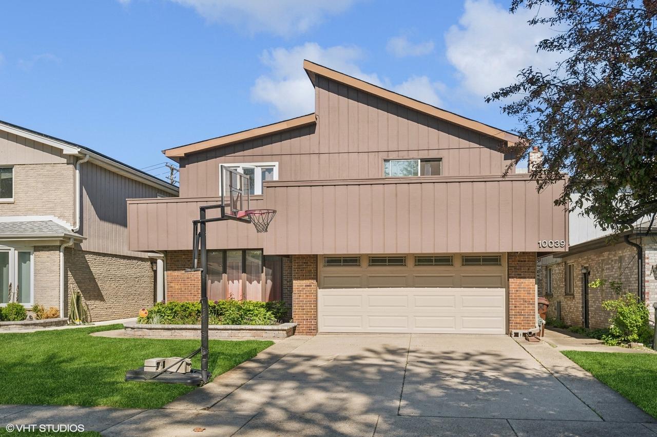 10039 Lacrosse Ave., Skokie, IL 60077