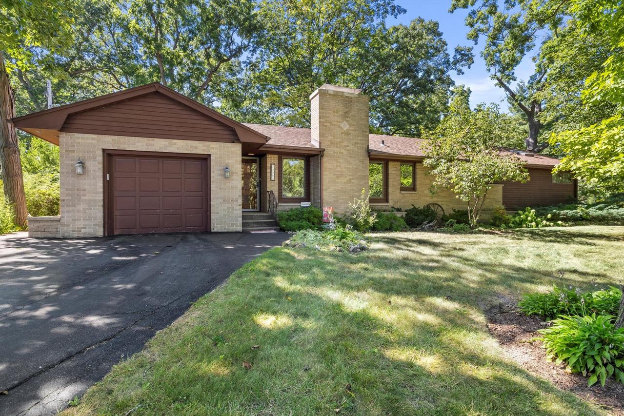 38668 N Stewart Ave., Beach Park, IL 60099