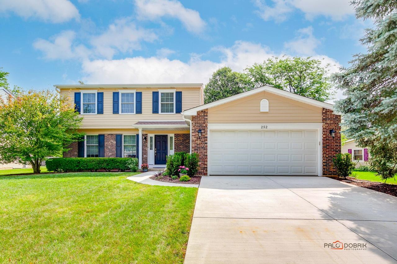 252 Nita Ln., Libertyville, IL 60048