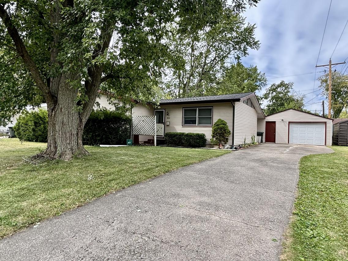 903 Rainbow View Ct., Urbana, IL 61802
