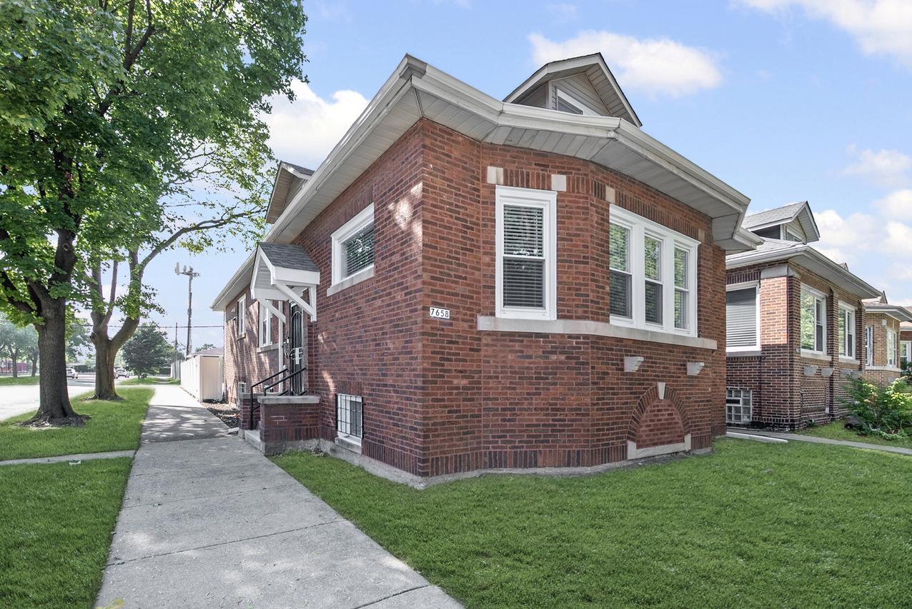 7658 S Wabash Ave., Chicago, IL 60619