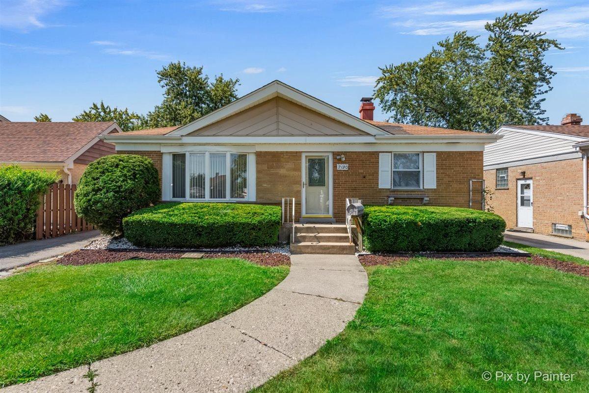 2130 Mandel Ave., Westchester, IL 60154