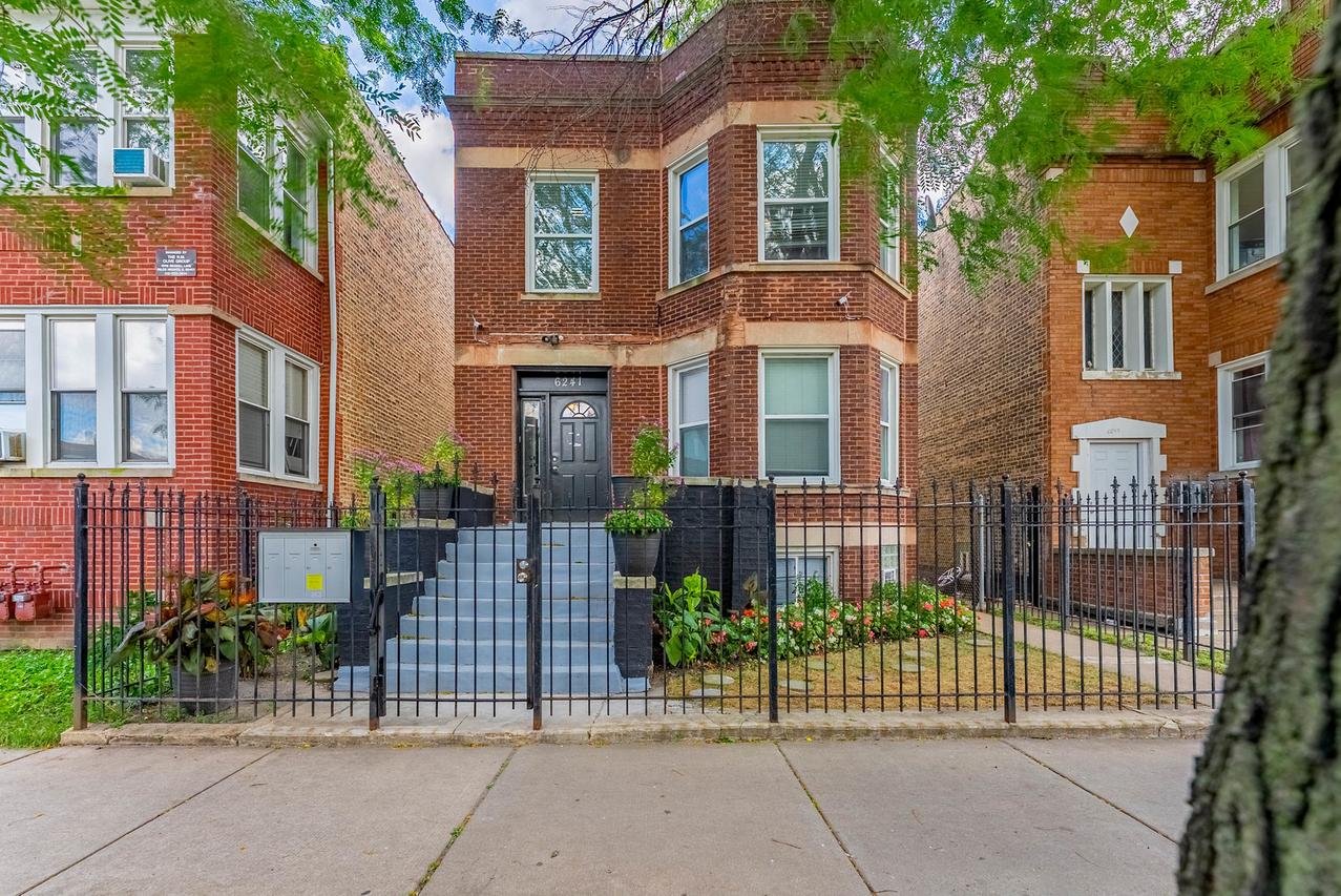 6241 S Troy St., Chicago, IL 60629