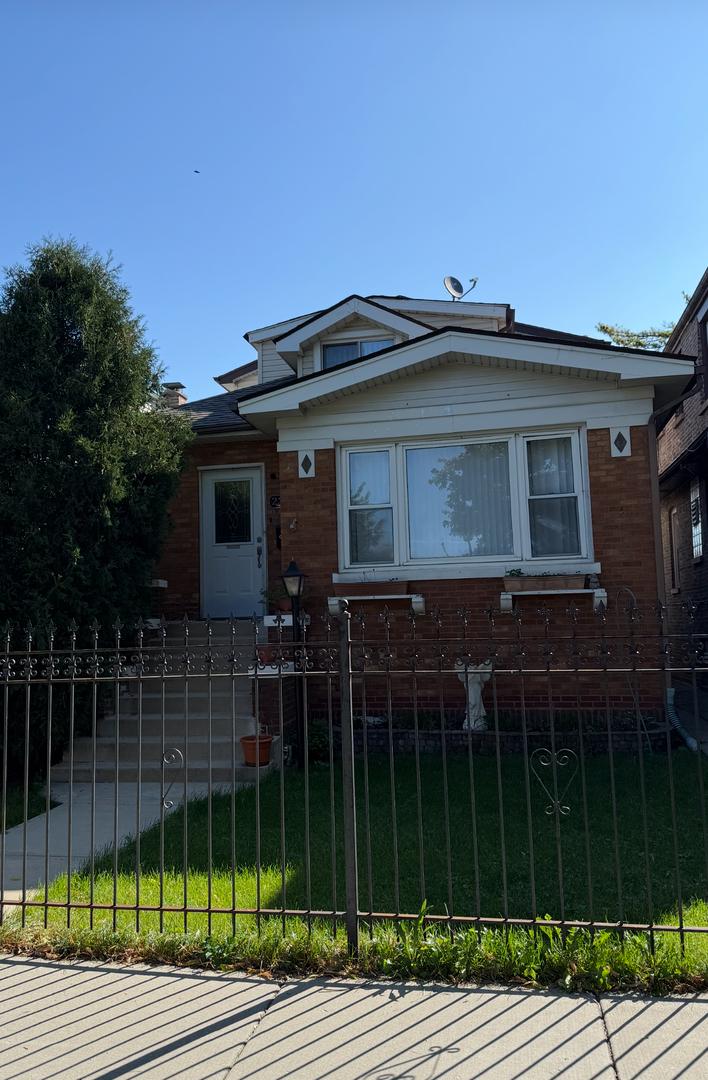 2323 N Keating Ave., Chicago, IL 60639