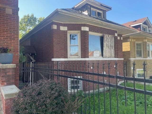 8838 S Wood St., Chicago, IL 60620