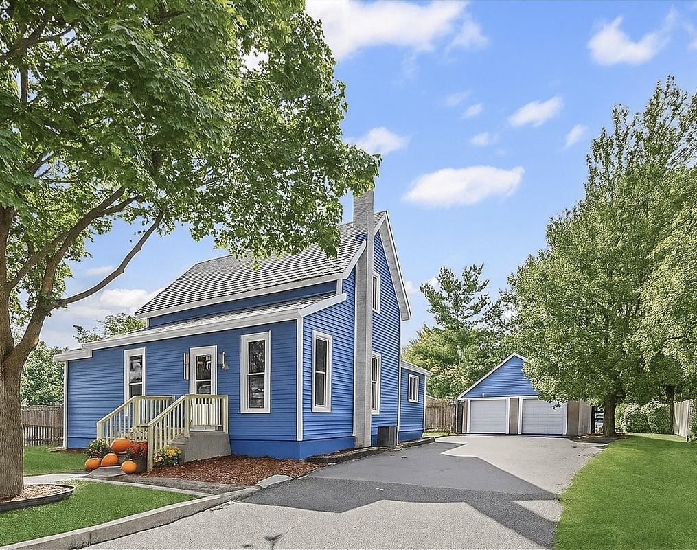 214 S Prospect St., Marengo, IL 60152