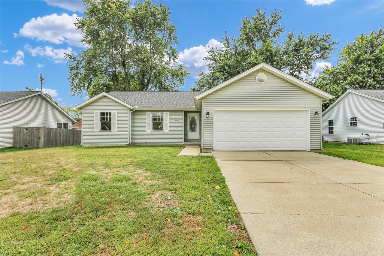 2105 E Pennsylvania Ave., Urbana, IL 61802
