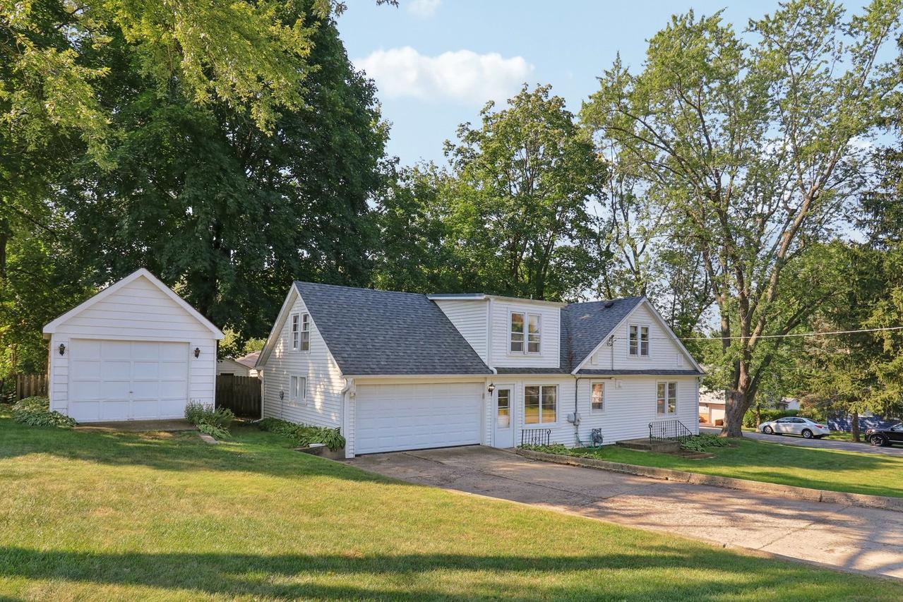 1514 N Freund Ave., Mchenry, IL 60050
