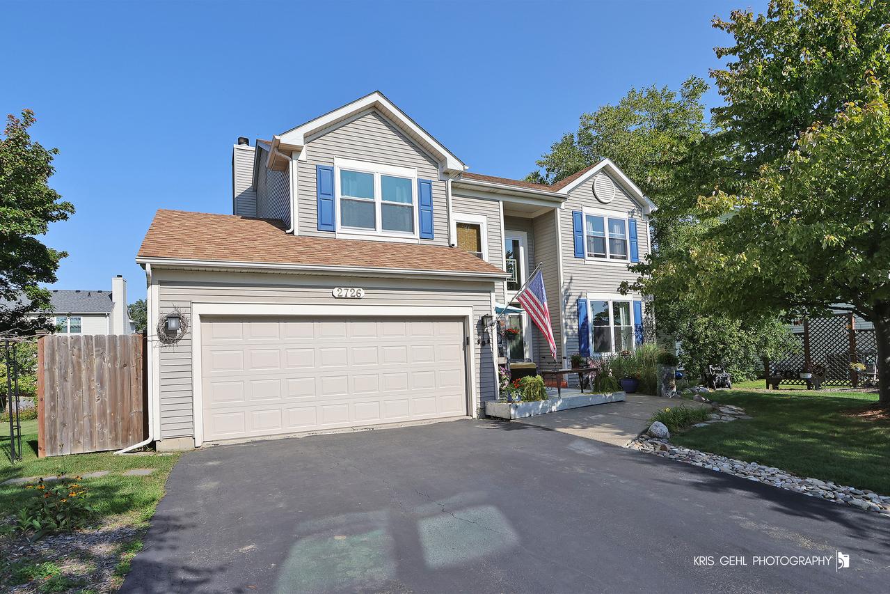 2726 Providence Ln., Lindenhurst, IL 60046