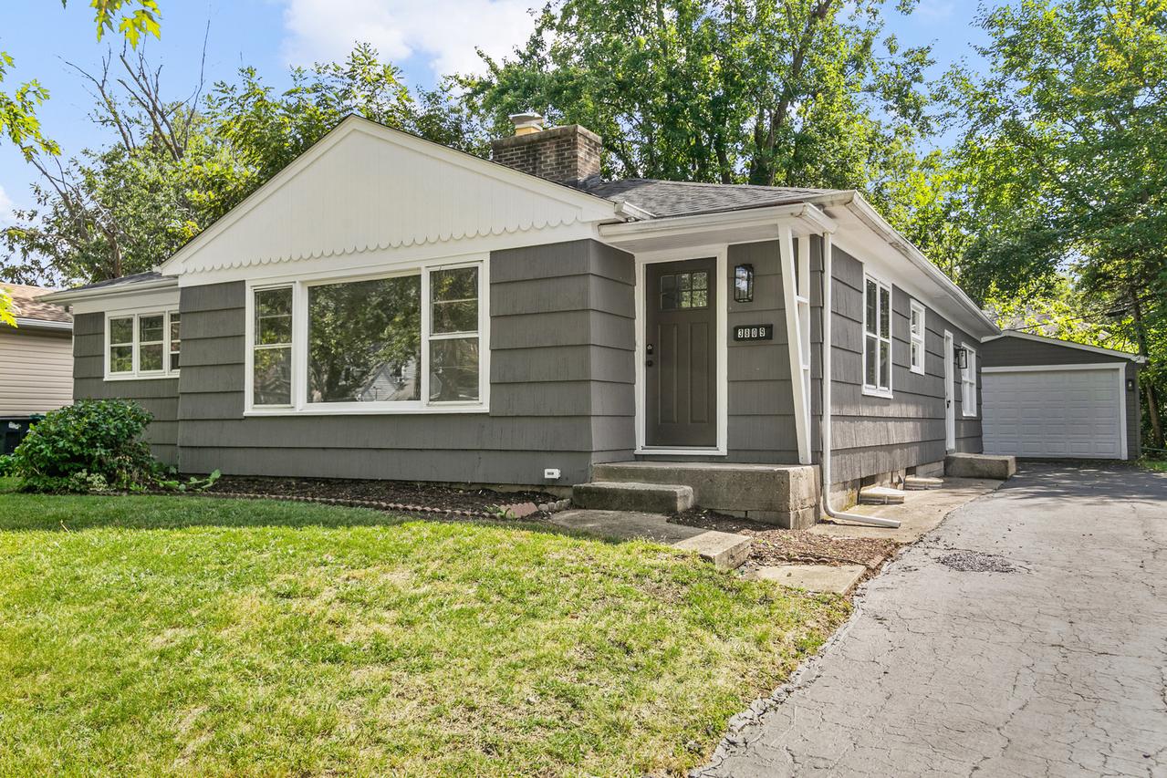 3809 215th St., Matteson, IL 60443