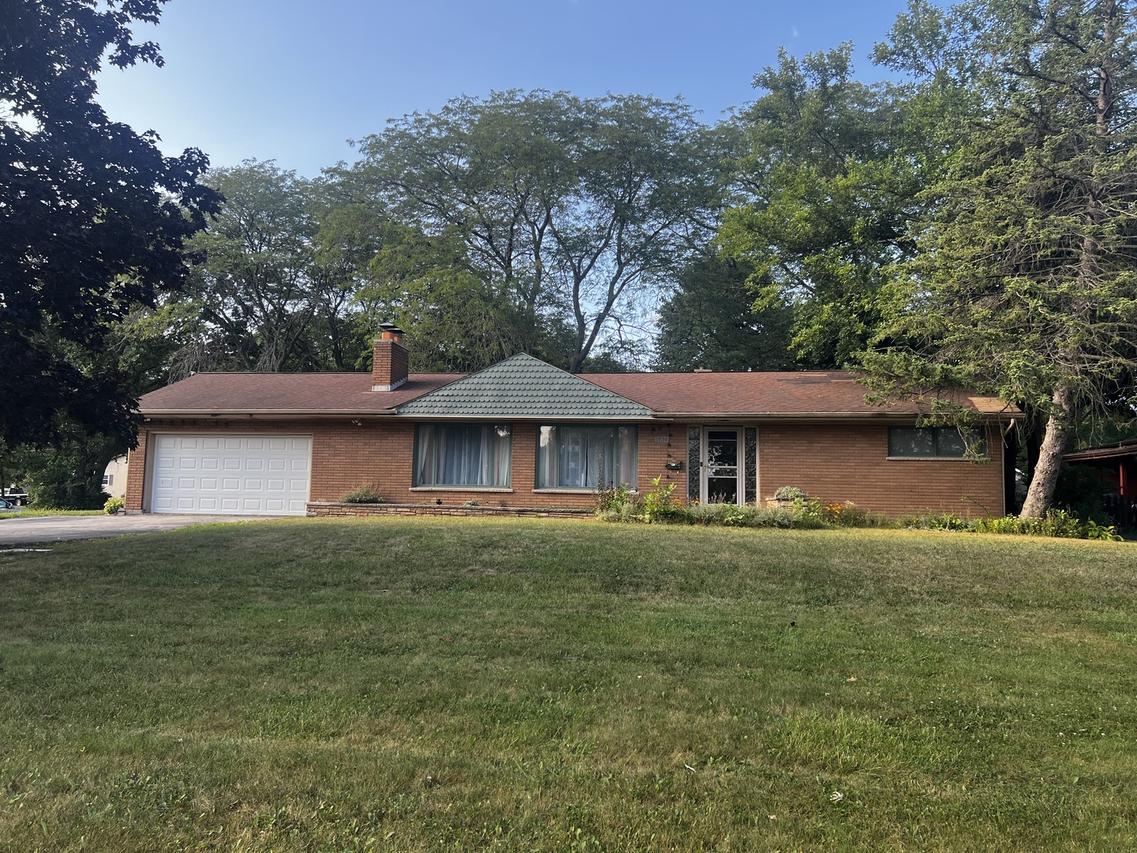 1930 23rd St., Zion, IL 60099