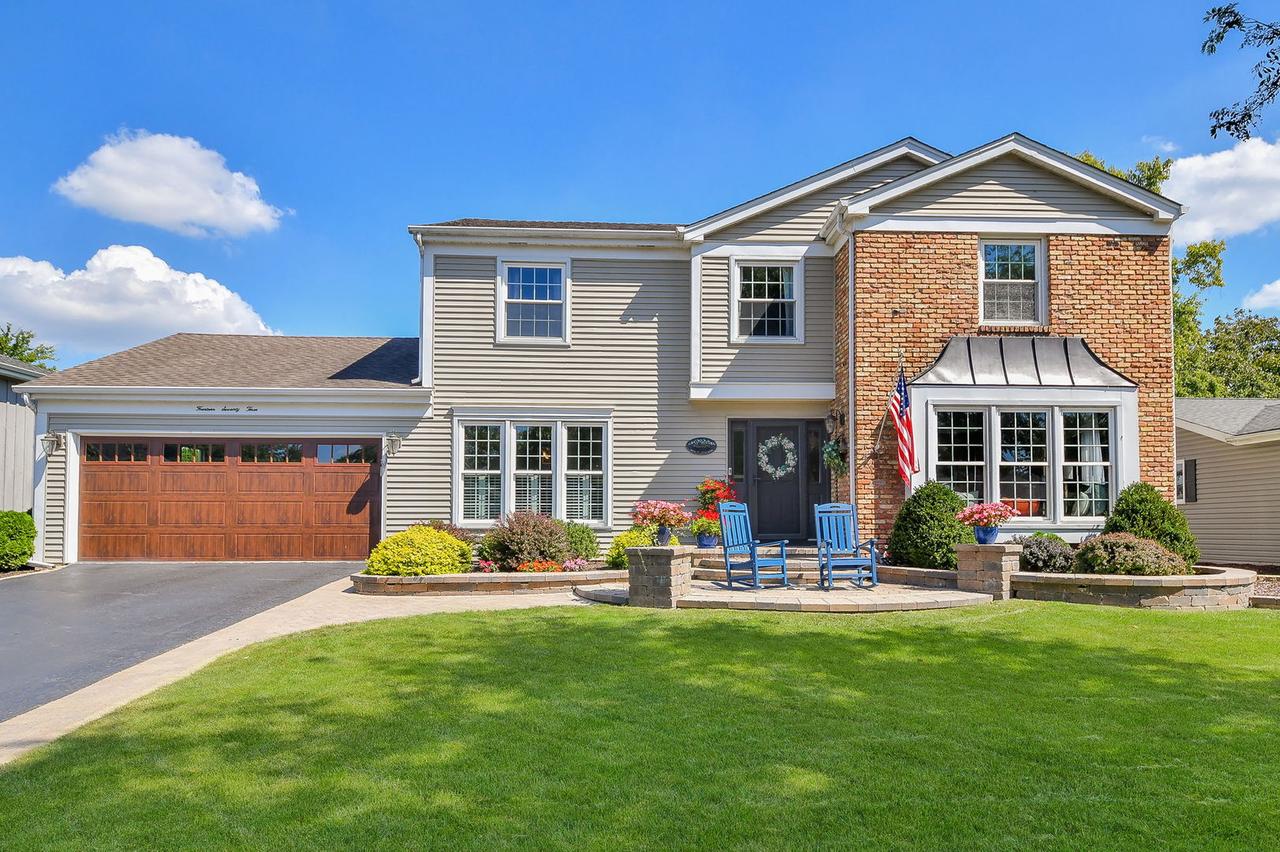 1473 Creekside Dr., Wheaton, IL 60189