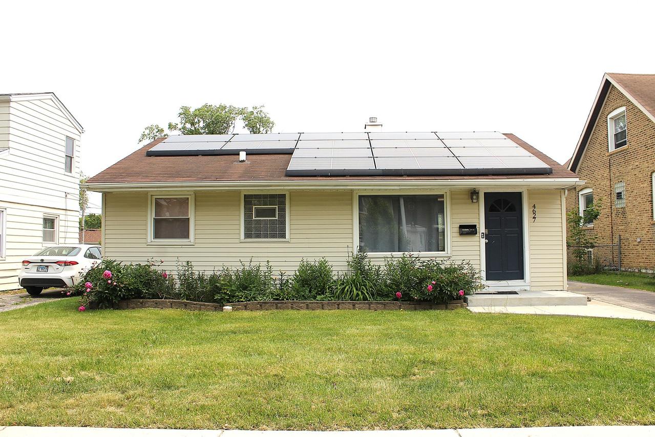 4627 Custer Ave., Lyons, IL 60534