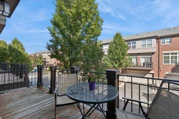 717 Summit Ln., Vernon Hills, IL 60061