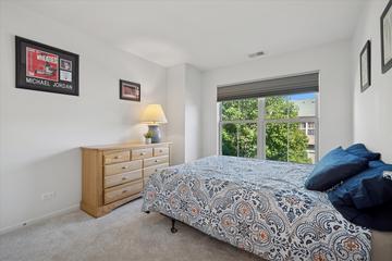 717 Summit Ln., Vernon Hills, IL 60061