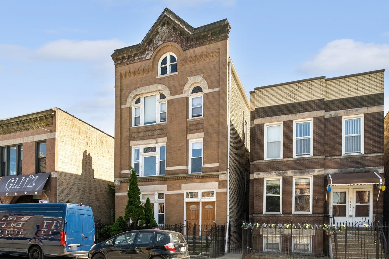 2515 W Augusta Blvd. #3S, Chicago, IL 60622