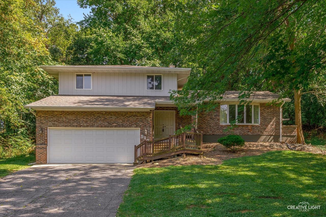 510 N Van Buren St., East Dundee, IL 60118
