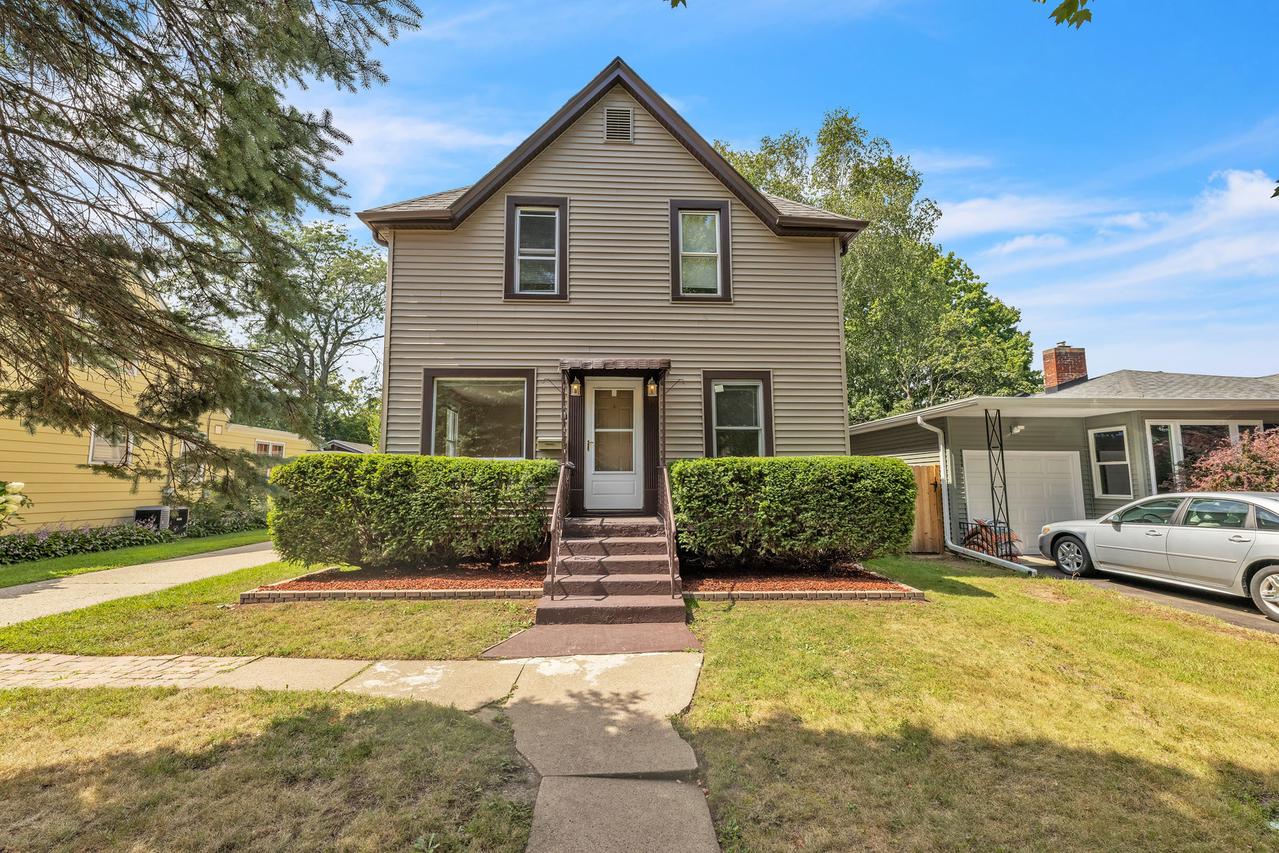 3016 Eshcol Ave., Zion, IL 60099