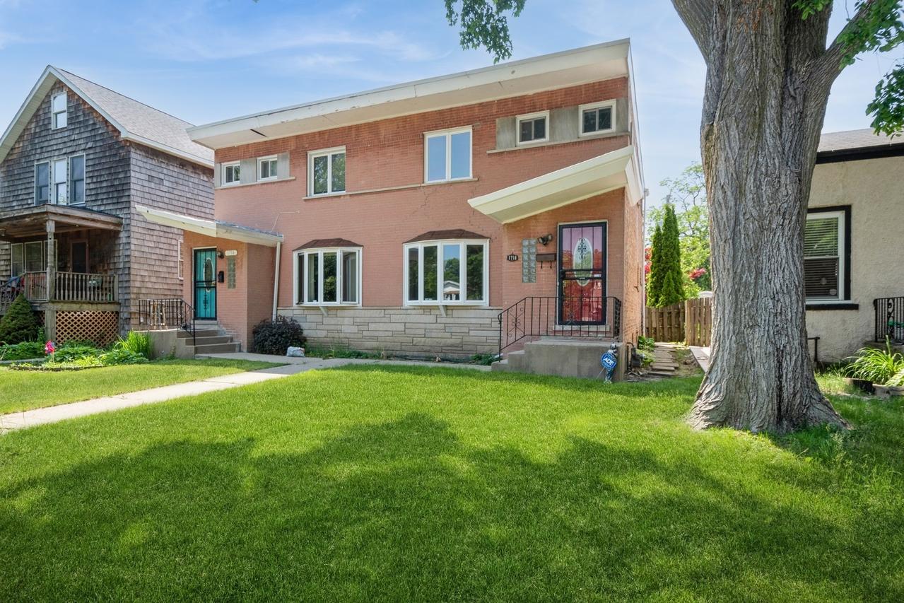 1718 Hovland Ct., Evanston, IL 60201