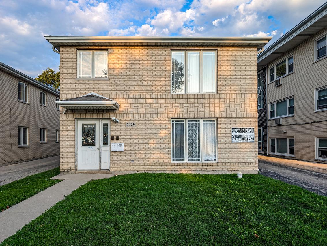 2029 19th Ave., Melrose Park, IL 60160