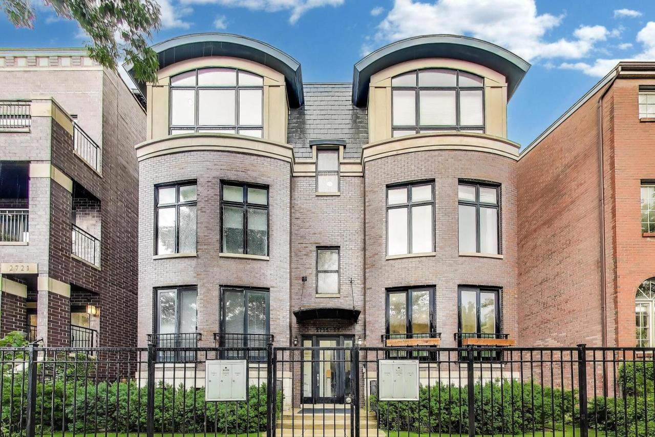 2715 N Southport Ave. #1S, Chicago, IL 60614