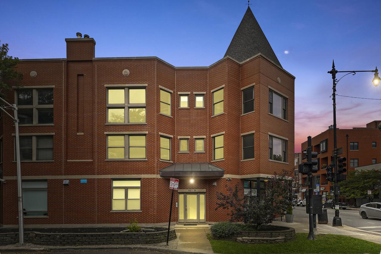 1552 N Leavitt St., Chicago, IL 60622