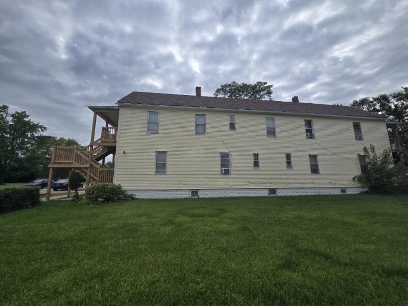615 Frances St., Phoenix, IL 60426
