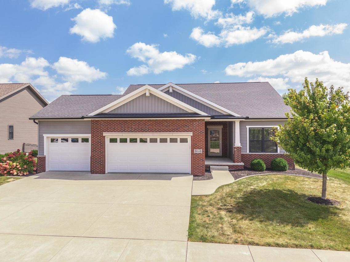 1116 Travertine Rd., Normal, IL 61761