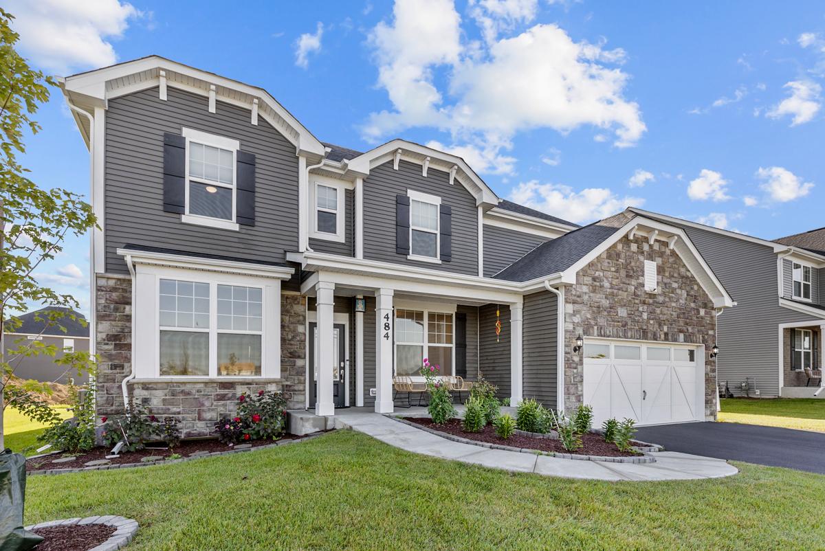484 Golden Star Dr., Bolingbrook, IL 60490