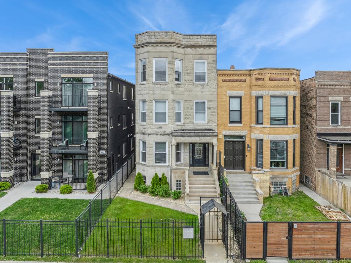 6347 S Drexel Ave., Chicago, IL 60637