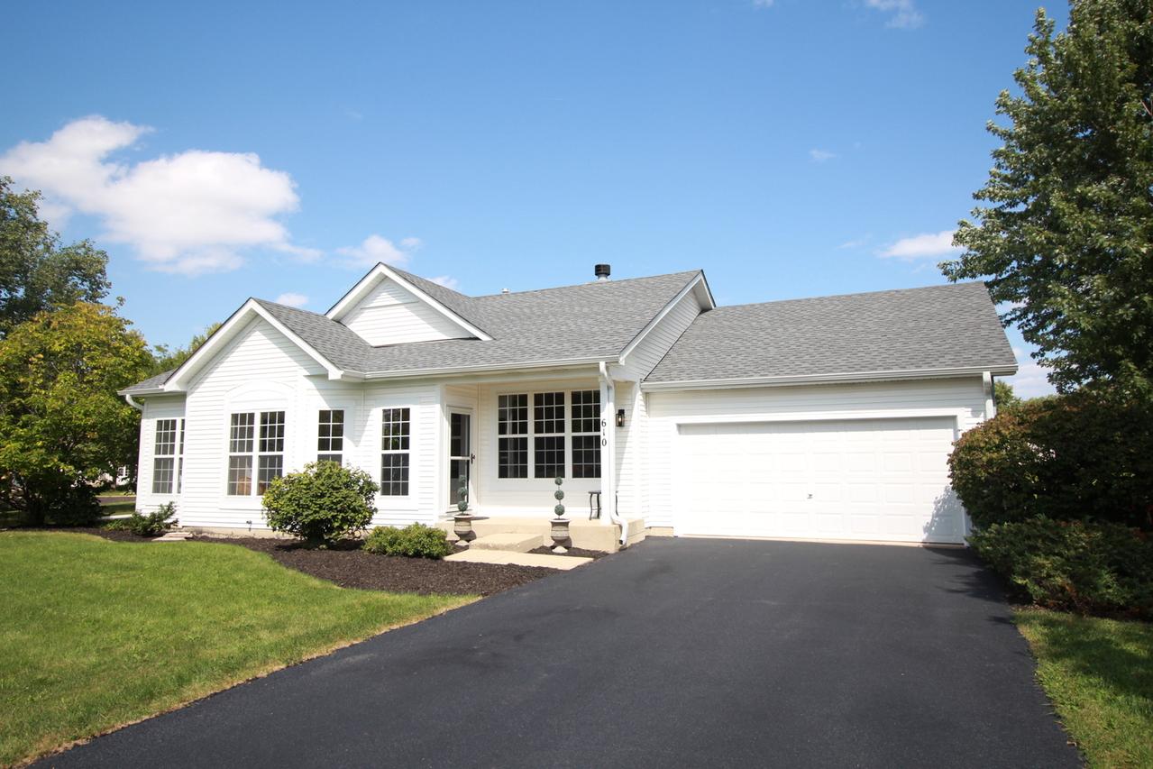 610 Salem Cir., Oswego, IL 60543