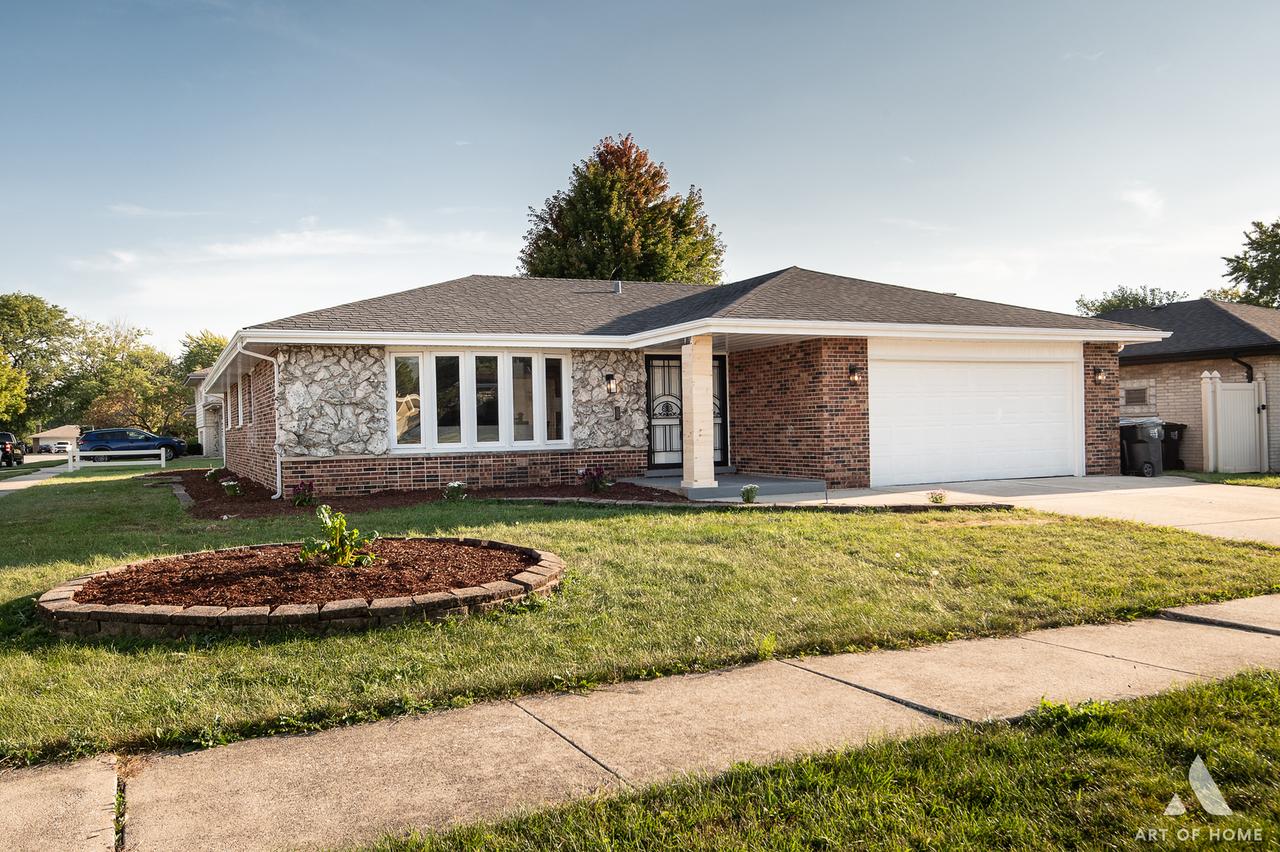 1243 E 166th Pl., South Holland, IL 60473
