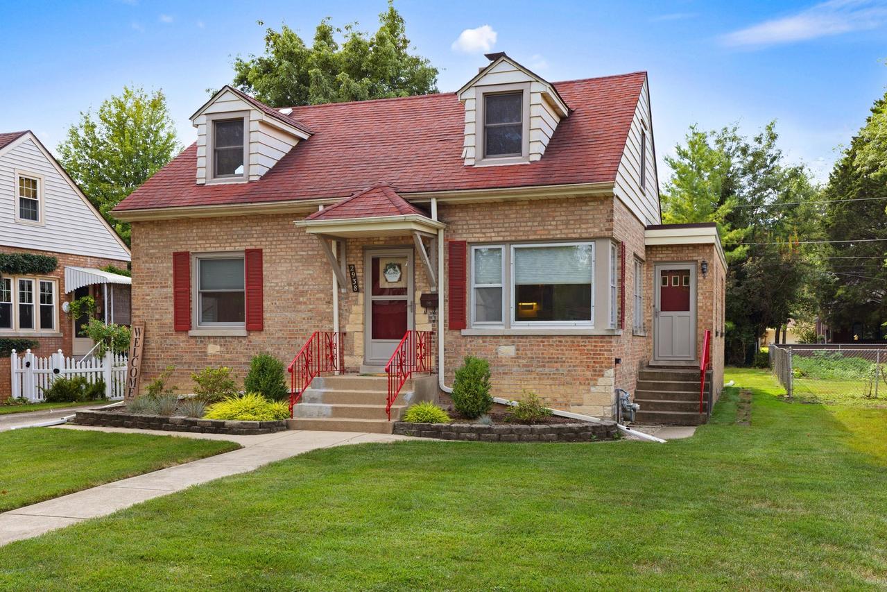 2938 Vernon Ave., Brookfield, IL 60513